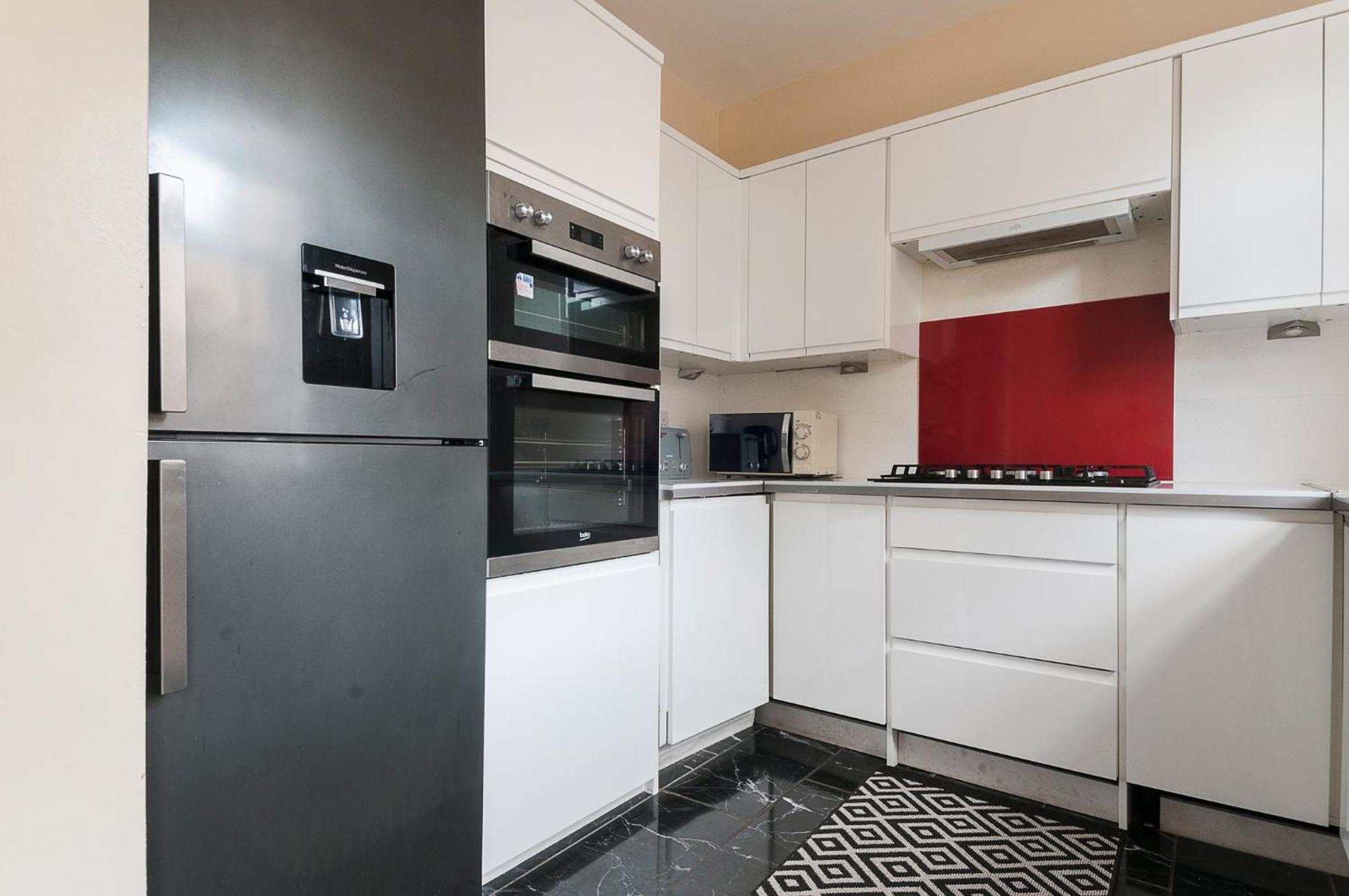 2 Bed Property, Sleeps 5, Free Parking, Near City Centre Edimburgo Esterno foto
